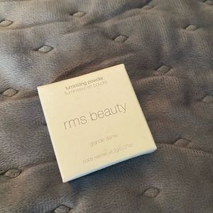 Rms beauty highlighter